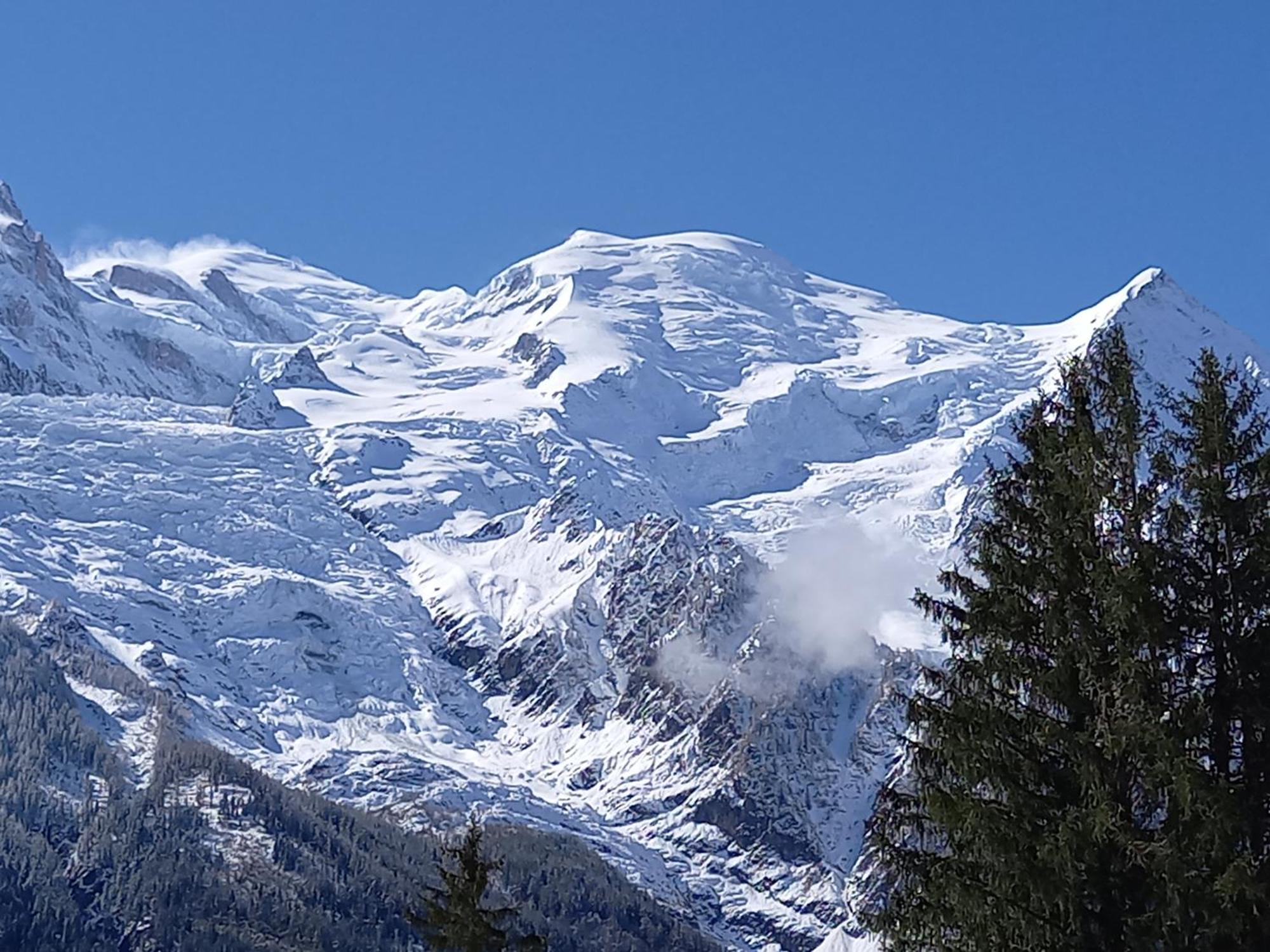 Appartement Avec Terrasse Chamonix Bagian luar foto